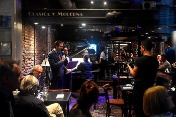 Reapertura librería Clásica y Moderna