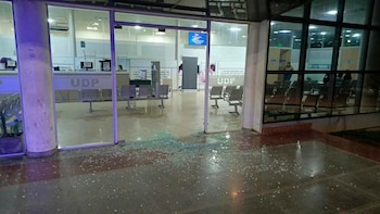 Balearon el frente de un