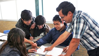 La UNAM ofrece diversas becas,