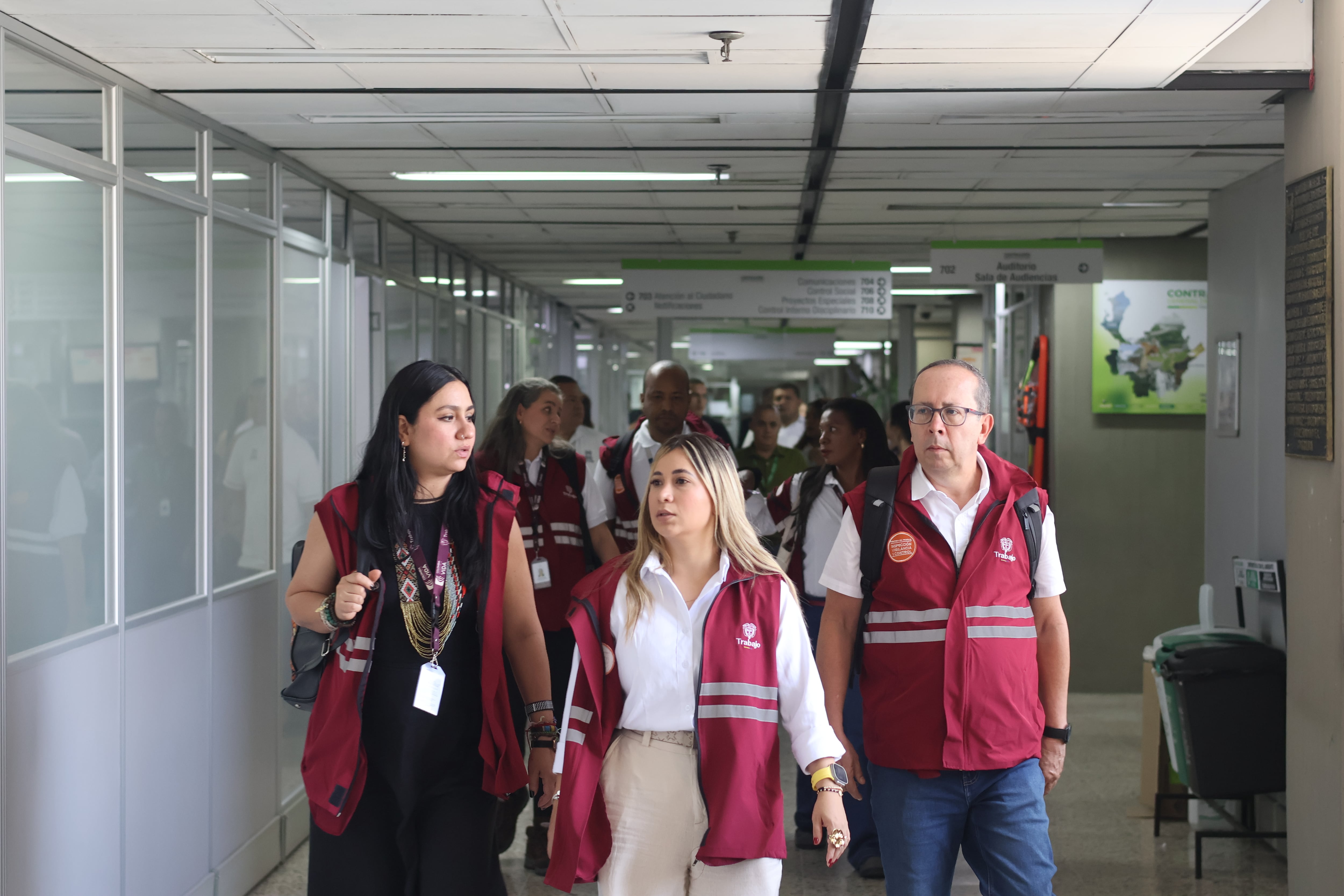 El Ministerio de Trabajo realizó una inspección administrativa en la Contraloría Departamental de Antioquia el 13 de marzo de 2026, tras las denuncias de cinco organizaciones sindicales- crédito Ministerio de Trabajo