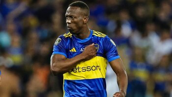 Luis Advíncula está en el