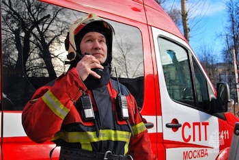 Bombero en Moscú (archivo)
SOCIEDAD
MINISTERIO DE EMERGENCIAS MOSCÚ