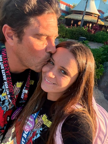 Besos, sonrisas y complicidad: la