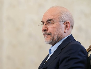 El presidente del Parlamento iraní viaja a Qatar en medio de progresos en las conversaciones con EEUU