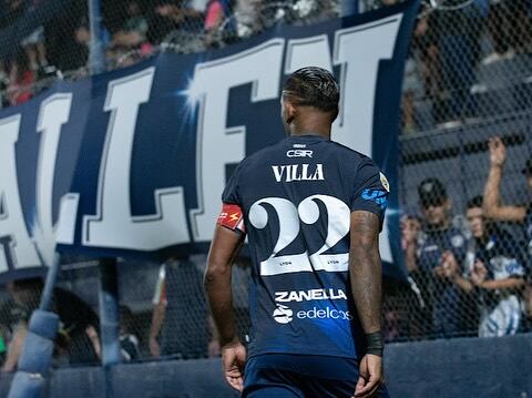 El extremo de Independiente Rivadavia es noticia en Colombia por su comportamiento fuera de los terrenos de juego - crédito @sebastian14villa / Instagram