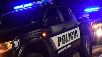 Una mujer amenazó a policías para evitar la detención de su hijo: “Te meto un tiro en la cabeza”