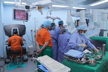 La primera intervención fue una