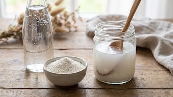 Mezclar arroz molido con agua mineral: para qué sirve y por qué recomiendan hacerlo