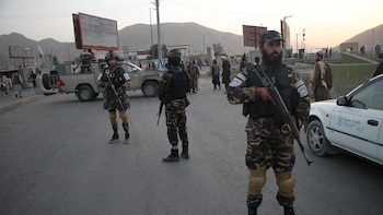 Afganistán asegura haber bombardeado "instalaciones