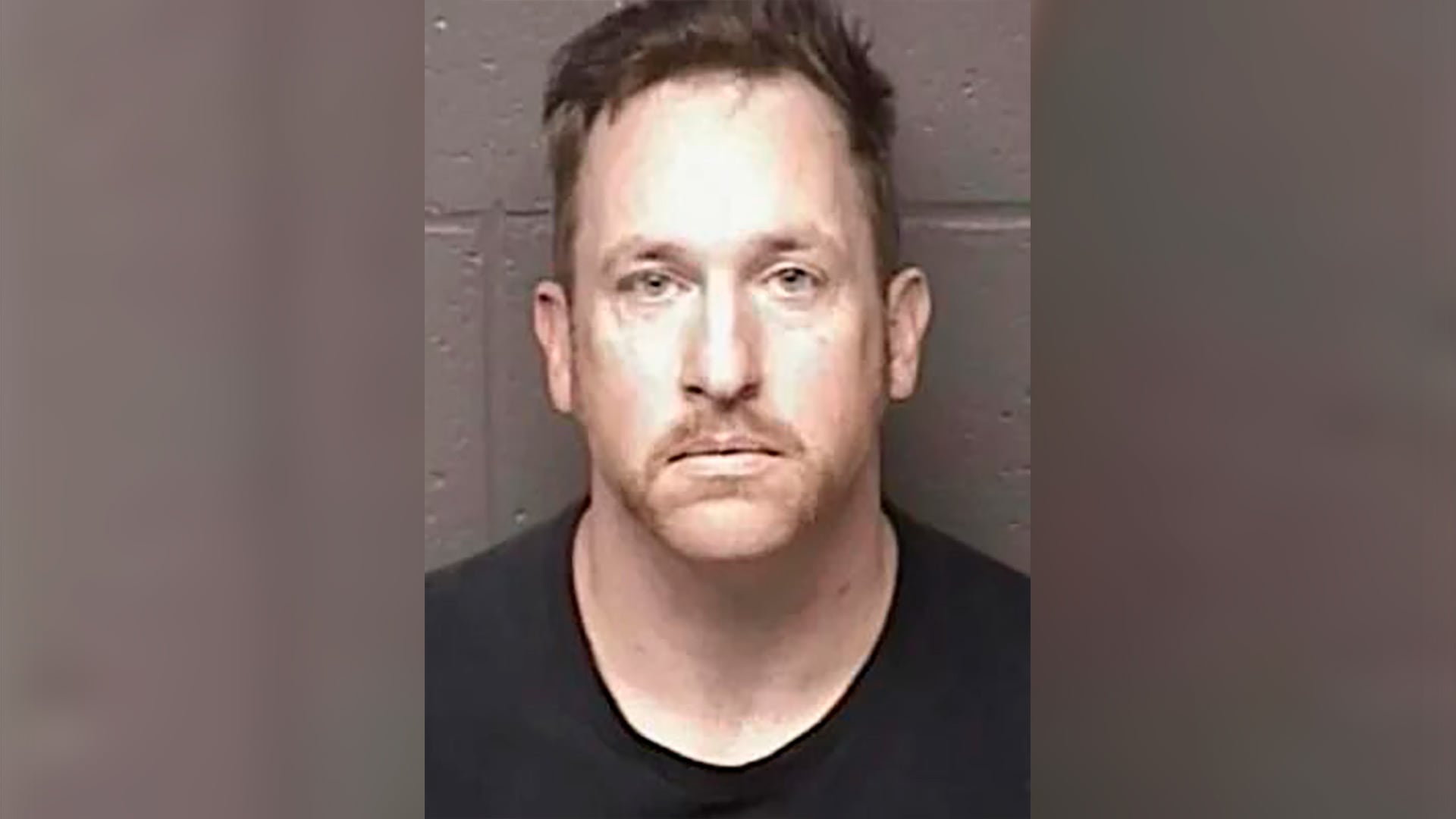 FBI busca a exparamédico de California: habría fingido ahogarse para escapar