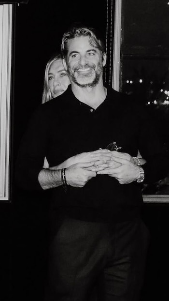 Jennifer Aniston y su novio Jim Curtis