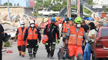 El equipo USAR panameño mantiene el operativo en Venezuela seis días después del doble terremoto
