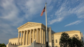 La Corte Suprema rechazó la demanda de Florida sobre las licencias para inmigrantes sin residencia legal