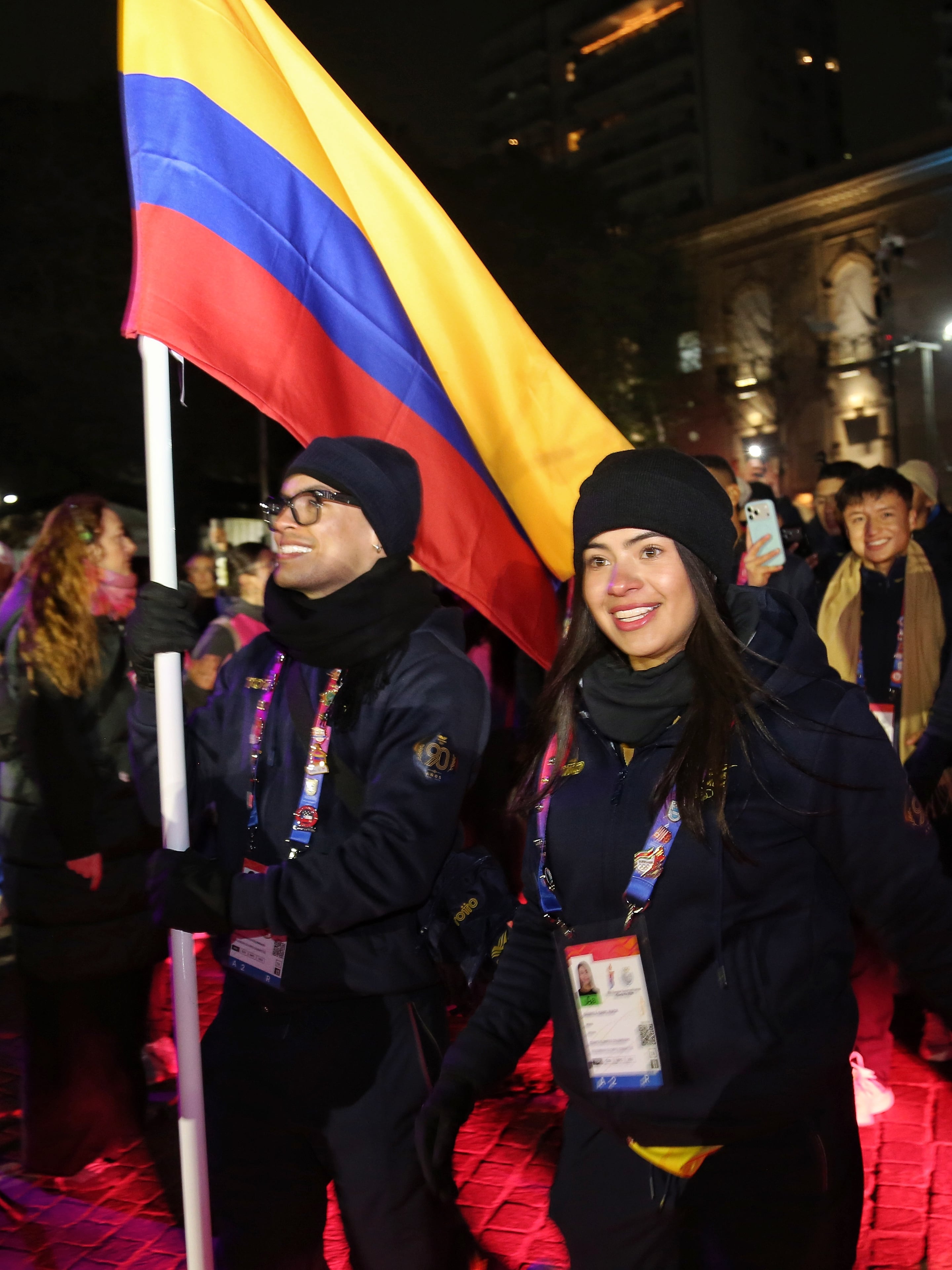 Gabriela Rueda y Brayan Carreño fueron los abanderados de Colombia en la ceremonia inaugural de los Juegos Suramericanos 2026 - crédito Comité Olímpico Colombiano