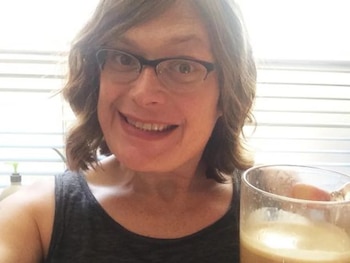 Lilly Wachowski busca llevar a la pantalla la película "The Hunted"