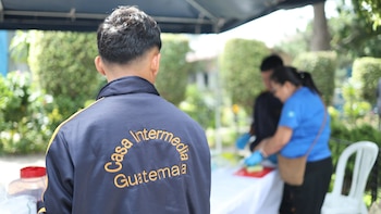 El Congreso de Guatemala analiza reformar la Ley de Adopciones para evitar institucionalización de niños
