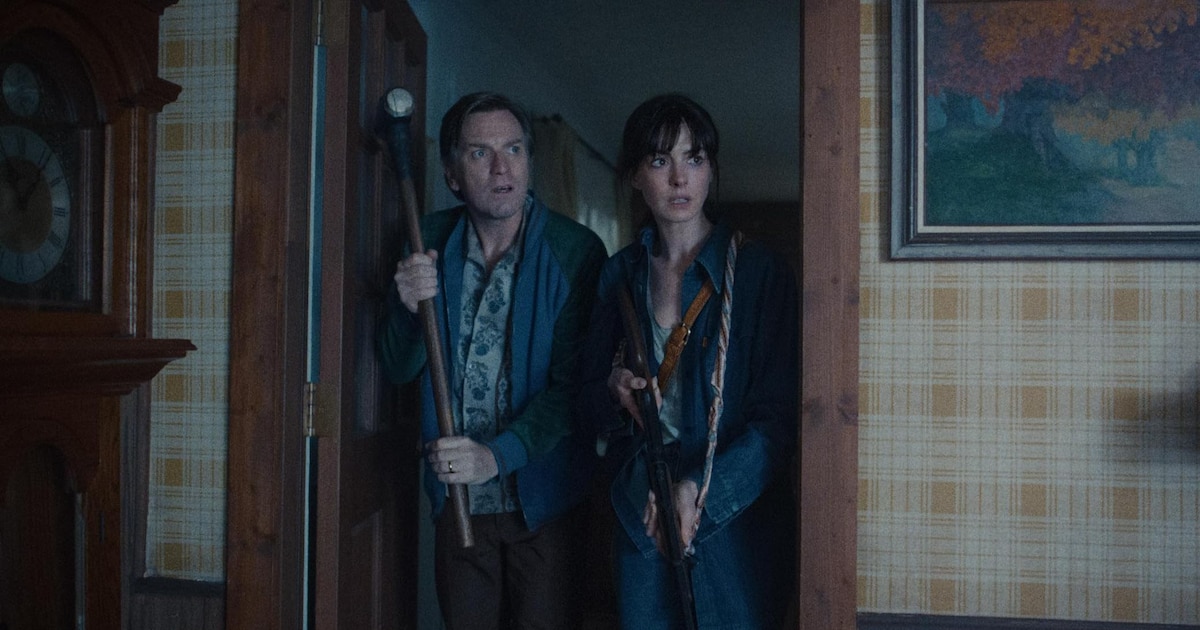 Anne Hathaway y Ewan McGregor lideran el nuevo avance de ‘El final de la calle Oak’