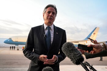 Antony Blinken, secretario de Estado de EEUU, en un aeropuerto de Jordania este 12 de diciembre de 2024 (REUTERS)