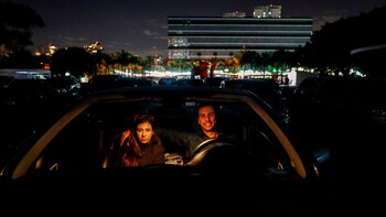 Una pareja a bordo de