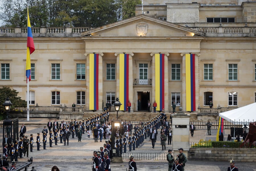 Los hombres que le prestaron seguridad al esquema de protección del expresidente Petro terminarían muy lejos de la capital del país - crédito Catalina Olaya / Colprensa