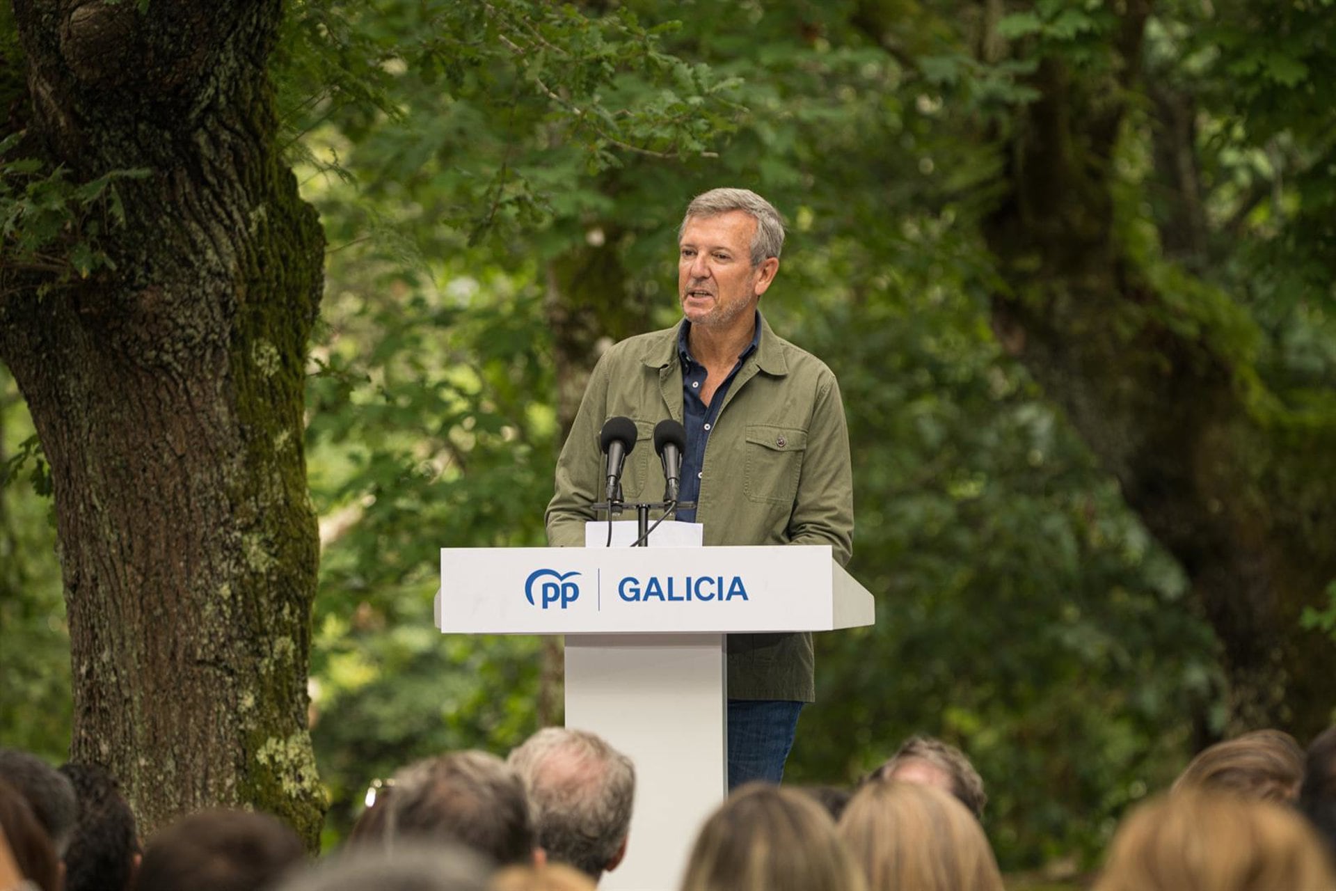 29/08/2026 El presidente del PPdeG, Alfonso Rueda, durante el acto de apertura del curso político del PP, a 29 de agosto de 2026, en Cerdedo-Cotobade, Pontevedra, Galicia (España). El encuentro de este año ha estado condicionado por la crisis migratoria de Ceuta, en un inicio de curso que precede además a un periodo con varias citas electorales en el horizonte.POLITICA Elena Fernández - Europa Press