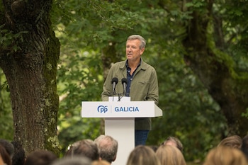 29/08/2026 El presidente del PPdeG, Alfonso Rueda, durante el acto de apertura del curso político del PP, a 29 de agosto de 2026, en Cerdedo-Cotobade, Pontevedra, Galicia (España). El encuentro de este año ha estado condicionado por la crisis migratoria de Ceuta, en un inicio de curso que precede además a un periodo con varias citas electorales en el horizonte.
POLITICA
Elena Fernández - Europa Press
