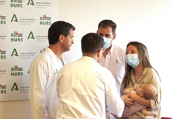 Agustín Elías, José Joaquín Domínguez, Greta y sus padres.