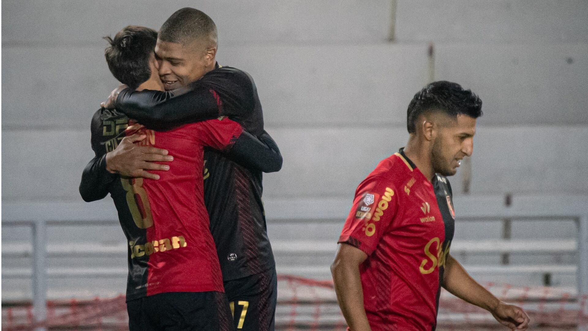 Melgar pelea por su pase a playoffs de octavos de final de la Copa Sudamericana 2025. Crédito: FBM