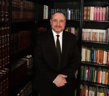 Rabino Szlajen, director de AMIA