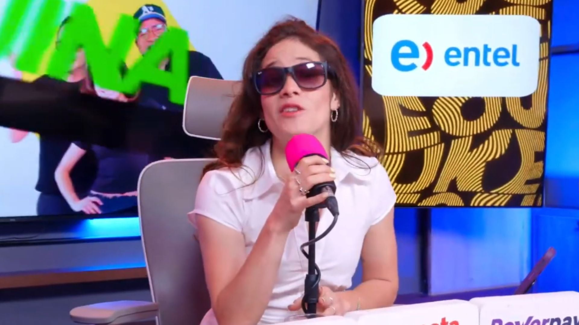 Macla Yamada confirmó que está soltera durante una transmisión de Ouke. YouTube: La Roro Network