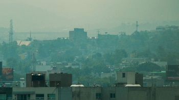 La intensidad del sol también puede provocar daños a la salud, es por eso que también se mide la intencidad de los rayos UV (Cuartoscuro)