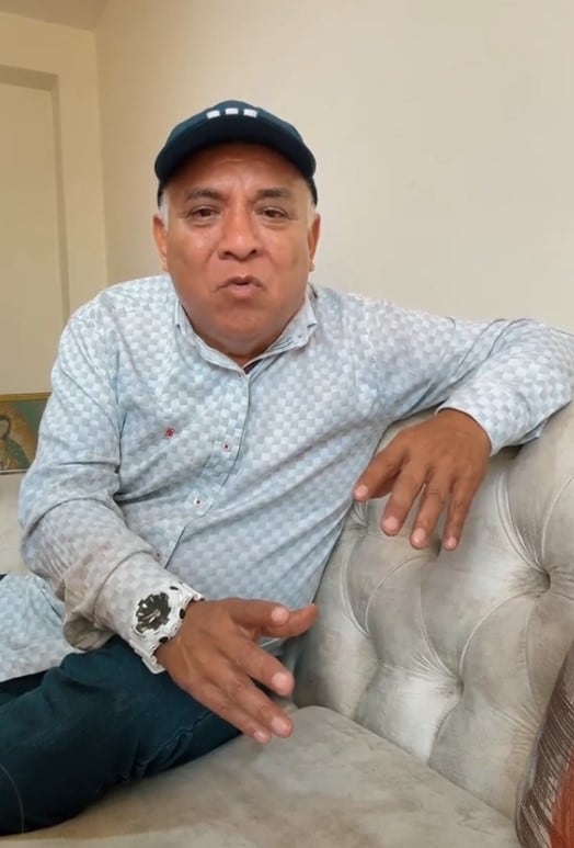 Tras muerte de Manolo Rojas, Mario Hart se desmarca de Korina Rivadeneira y emociona con su despedida. Captura: @manolorojasperu.