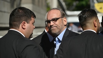 Molesto con la acusación del