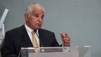 Mulino asume la presidencia con