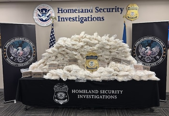 Un control de tránsito por exceso de velocidad en una carretera de Nevada derivó en la incautación de más de 321 kilos de droga. (Homeland Security Investigations)