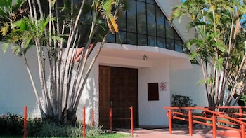 El Comité Nacional Monseñor Romero lanza una campaña para apoyar al Hospital Divina Providencia en El Salvador