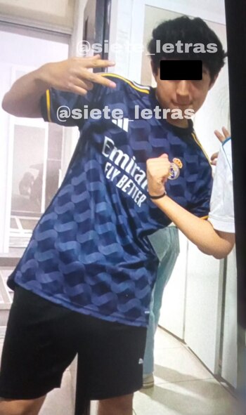 Liberan a joven que apuñaló