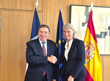 30/09/2026 El ministro de Agricultura, Pesca y Alimentación, Luis Planas, y la titular delegada del Mar y de la Pesca de Francia, Catherine Chabud,
ECONOMIA
MAPA
