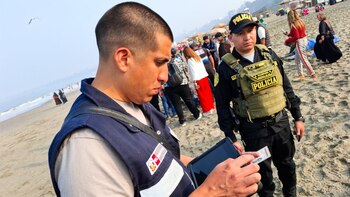 Migraciones refuerza control de extranjeros en playas de Lima durante Año Nuevo