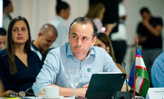 El alcalde caleño resalta la urgencia de ubicar al principal sospechoso del actual caso que investiga la detonación ocurrida en el sur de la urbe vallecaucana, generando nuevos interrogantes sobre seguridad local - crédito Alcaldía de Cali