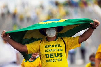 Un manifestante en Brasilia (REUTERS/Adriano