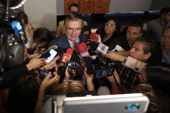Marcelo Ebrard busca el puesto