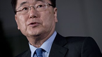 South Korea’s Moon Replaces Top