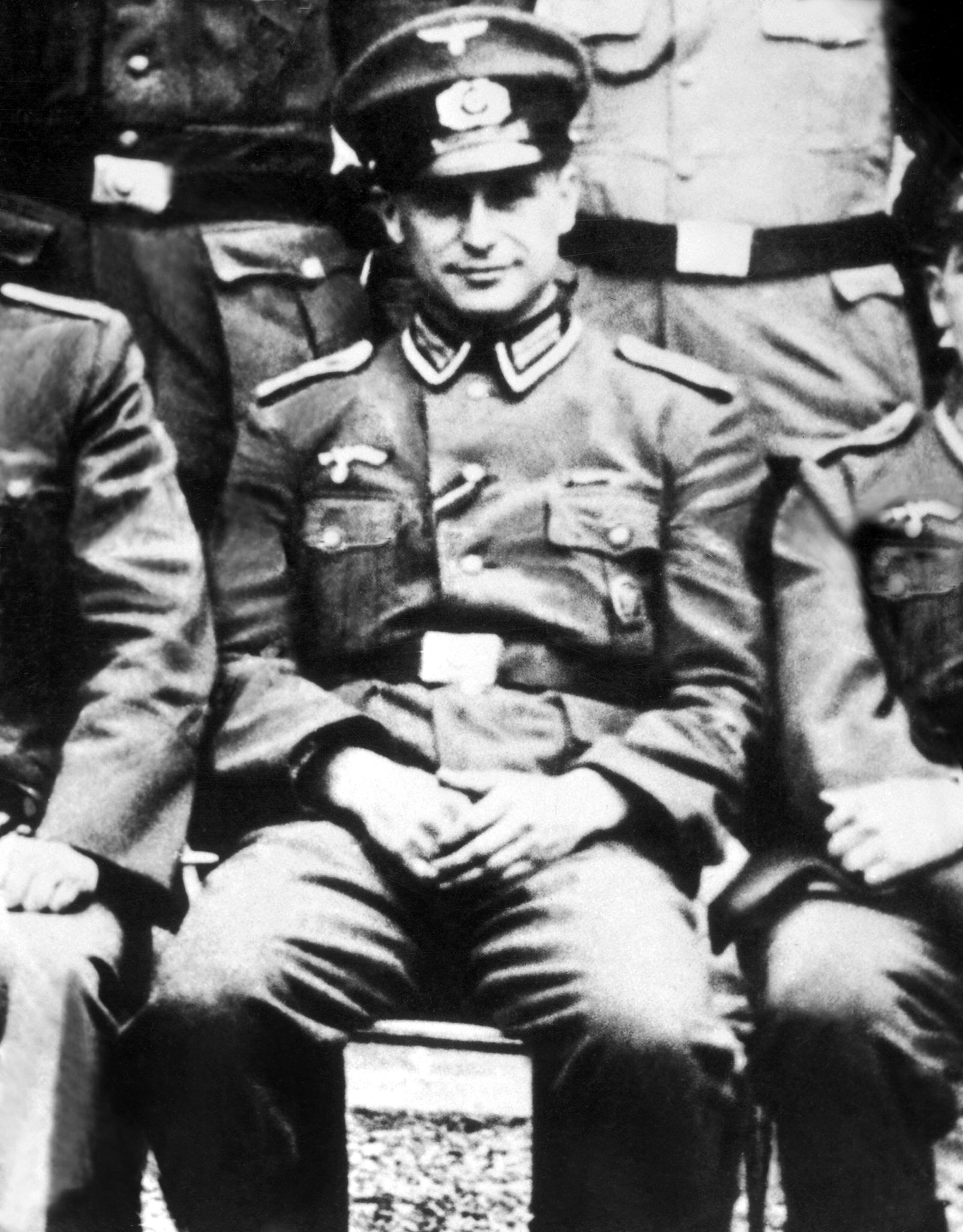 Klaus Barbie con el uniforme de oficial alemán de las SS durante el Tercer Reich de Adolf Hitler. (Archivo GBB)