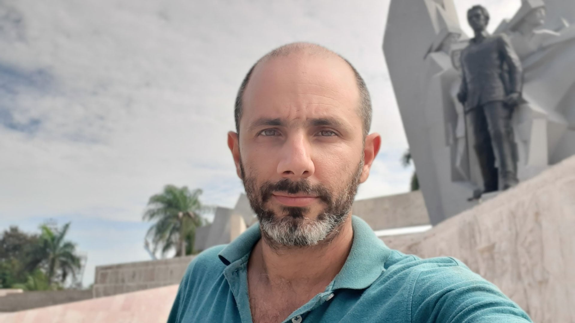 Henry Constantín (@constantincuba)