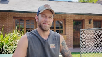 “El quedarse solos para los