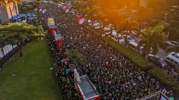 San Salvador reunió a más de 15 mil personas de 24 nacionalidades en una carrera familiar