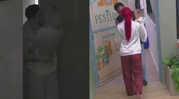 Flor Vigna y Ese Pérez protagonizaron una serie de besos