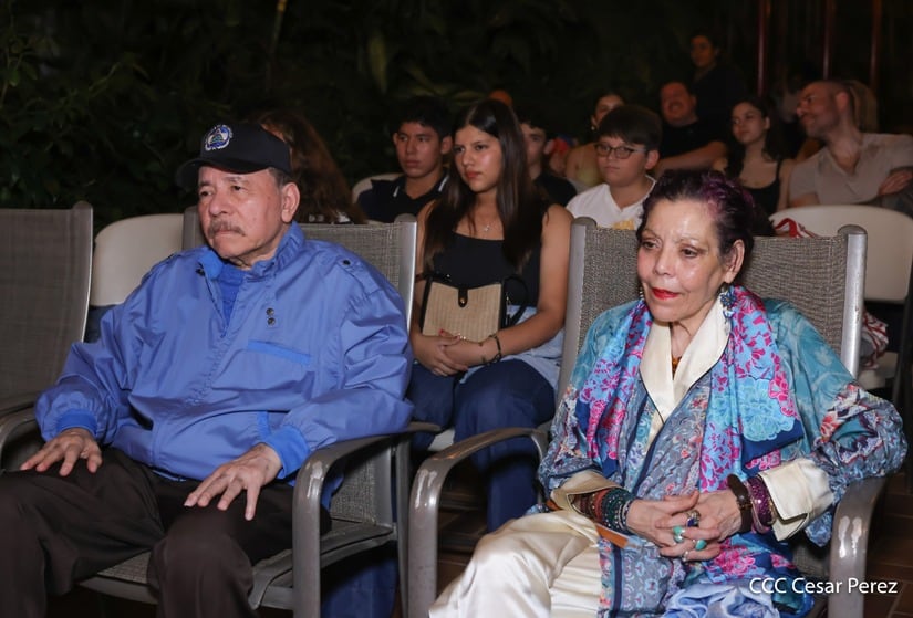 Daniel Ortega y Rosario Murillo celebran cada año la fiesta de La Purísima, con toda su familia, encerrados en su búnker, de El Carmen, Managua (Foto 19 Digital)