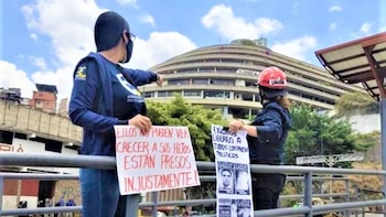 El Helicoide (al fondo) es